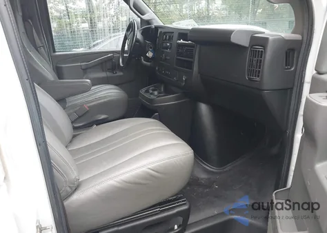 2020 Chevrolet Express Cargo Rwd 2500 Regular Wheelbase Wt from USA, damaged, VIN 1GCWGAFG2L1268286